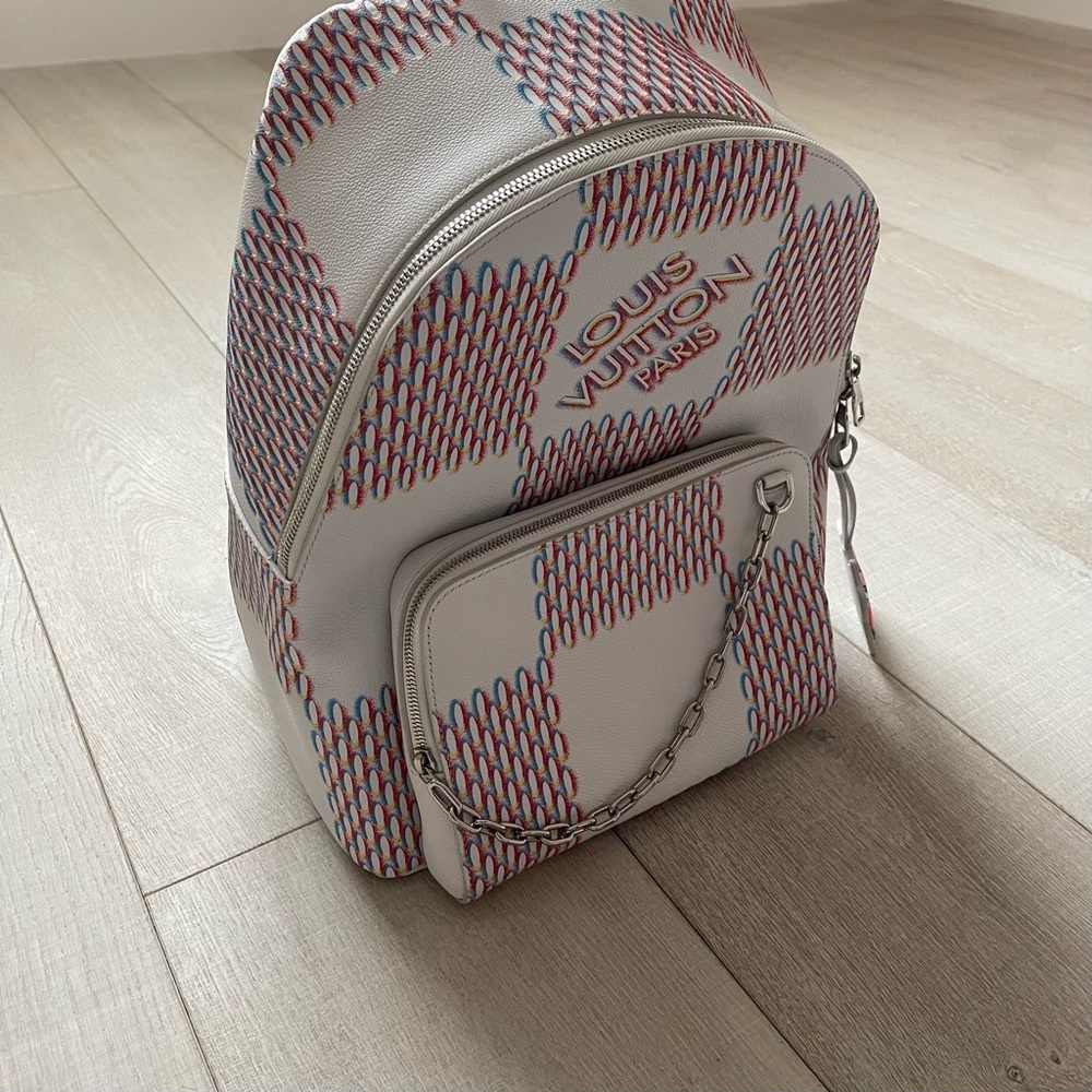 Louis Vuitton Backpack - Picture 4 of 6